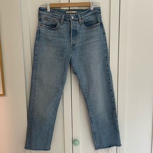 Levi’s wedgie fit straight leg size 29